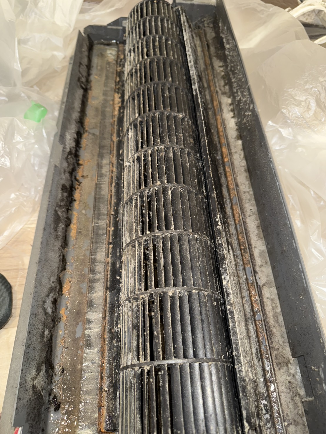 施工前（汚れが付着した状態）