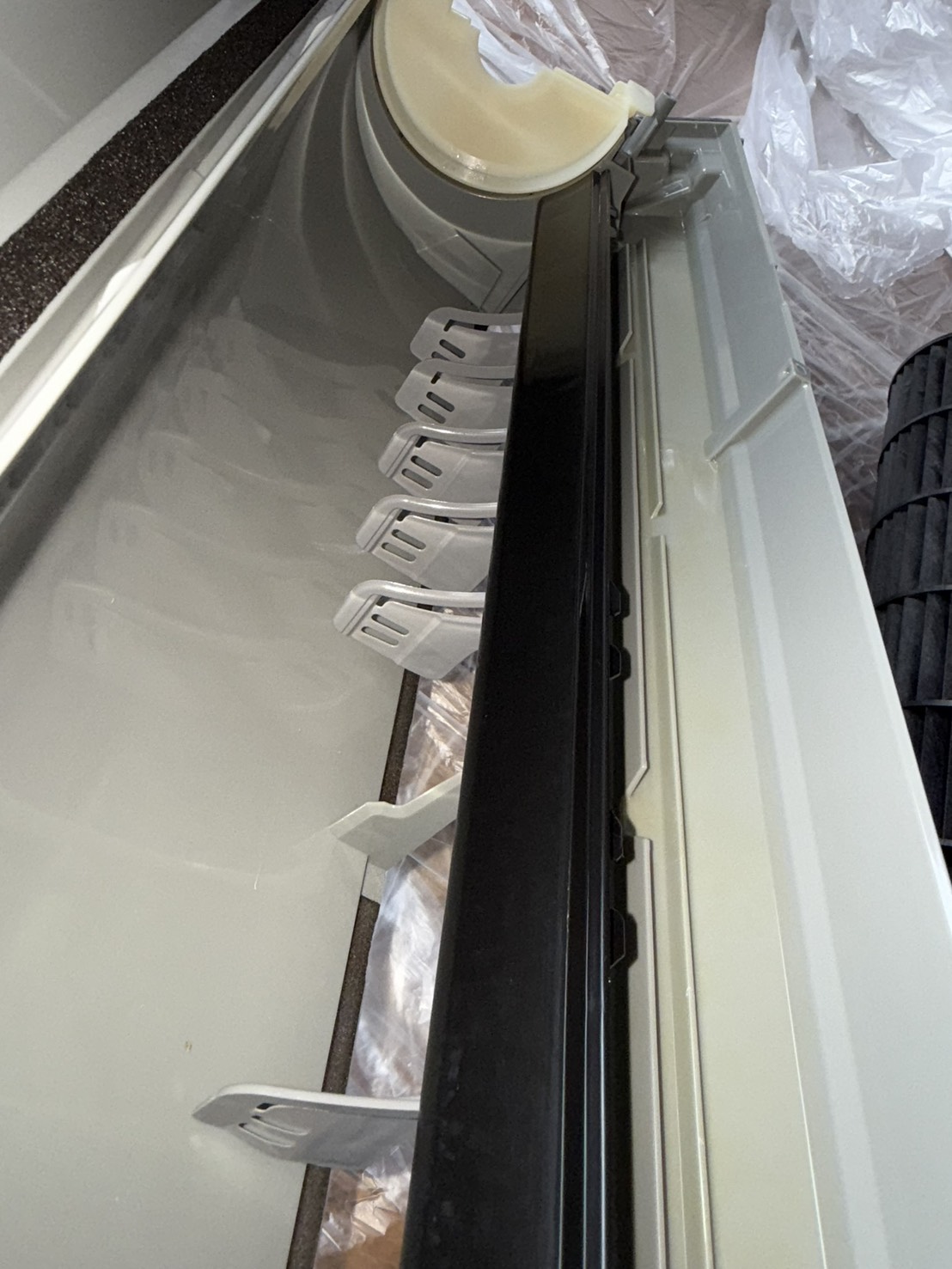 送風ファンの施工後。洗浄して清潔になった状態